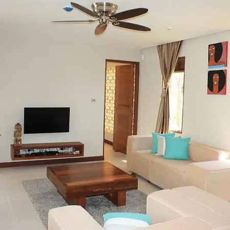 Galu Tulivu Villa Gazi