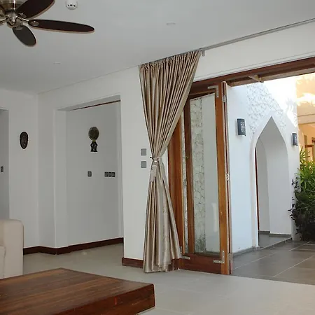 Galu Tulivu Villa *