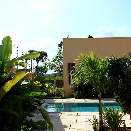 Galu Tulivu Villa Gazi